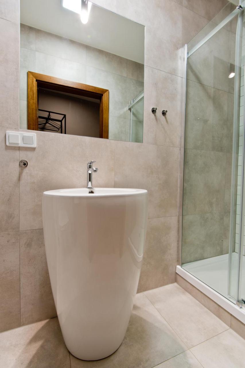 Apartsuites I Sorau Żary Dış mekan fotoğraf Bathroom